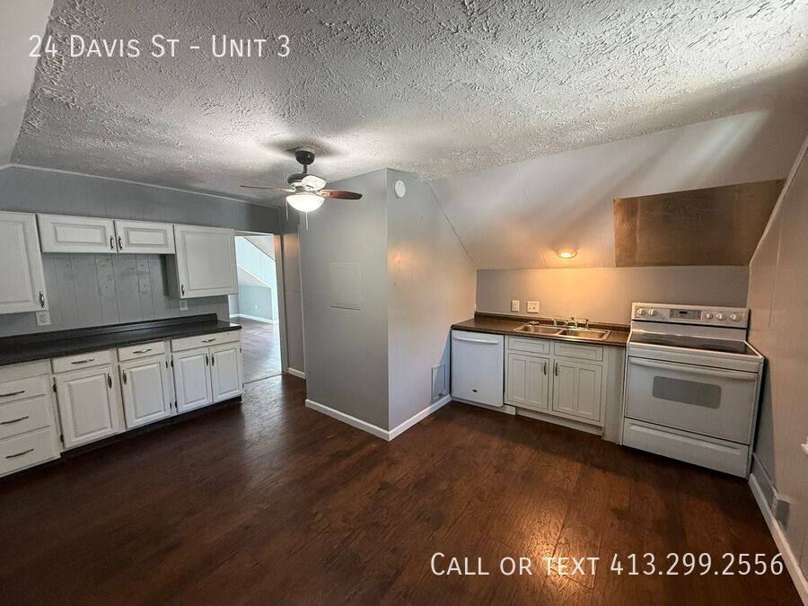 Apartment for rent at 24 Davis St #3, Springfield, MA 01104
