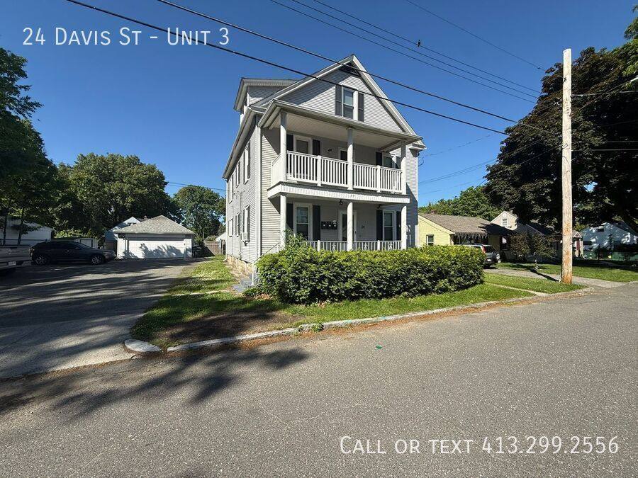 Apartment for rent at 24 Davis St #3, Springfield, MA 01104