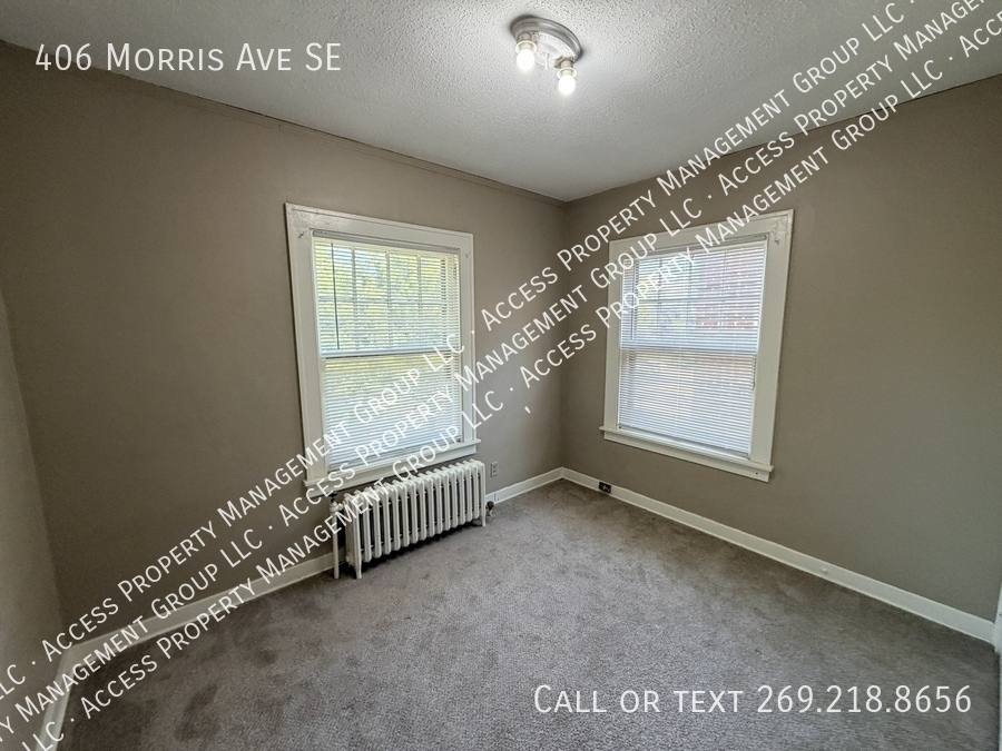 House for rent at 406 Morris Ave SE, Grand Rapids, MI 49503