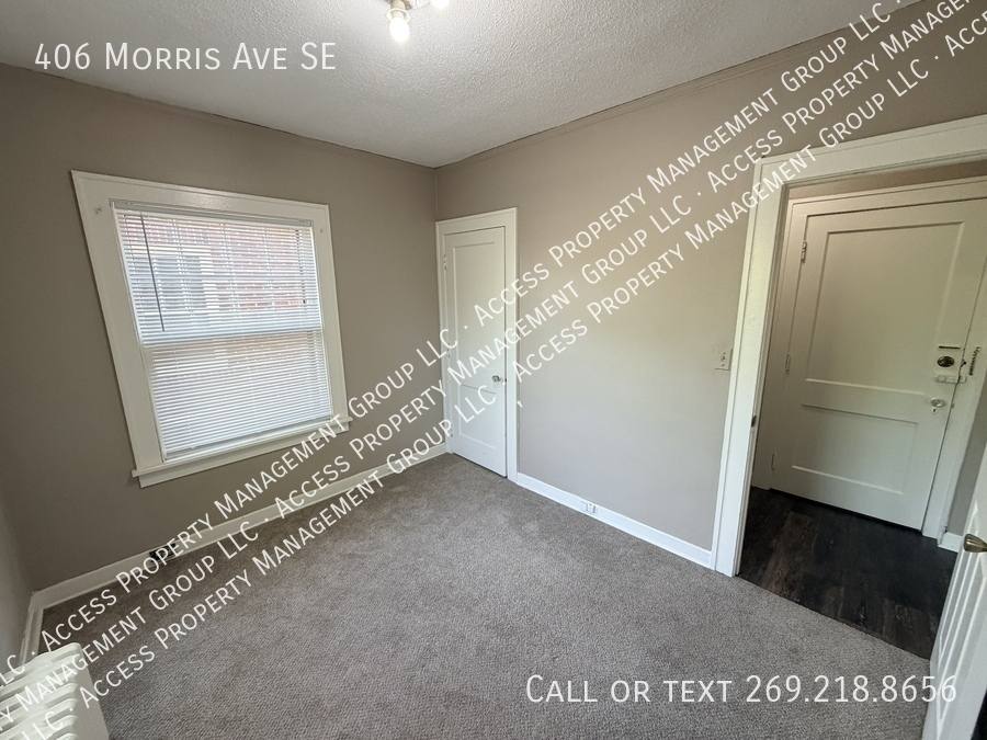 House for rent at 406 Morris Ave SE, Grand Rapids, MI 49503