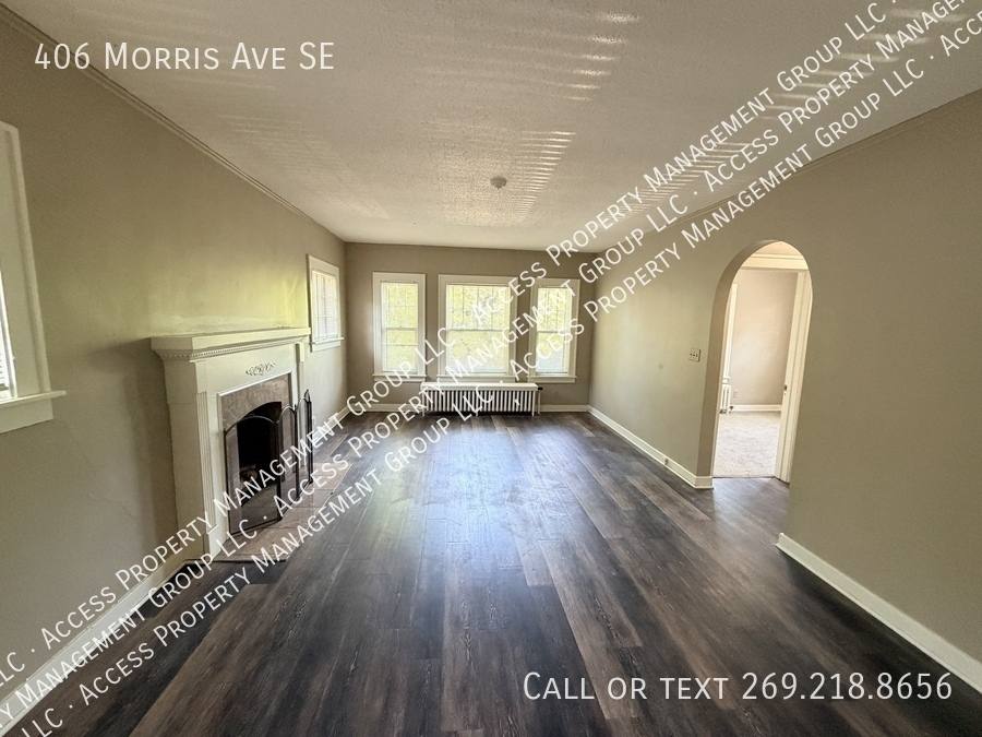 House for rent at 406 Morris Ave SE, Grand Rapids, MI 49503