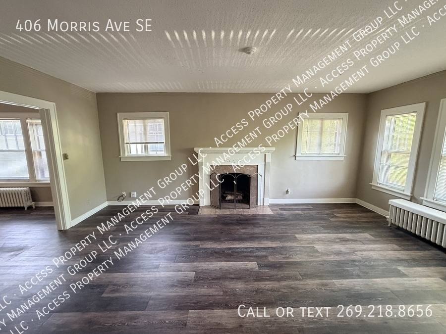 House for rent at 406 Morris Ave SE, Grand Rapids, MI 49503
