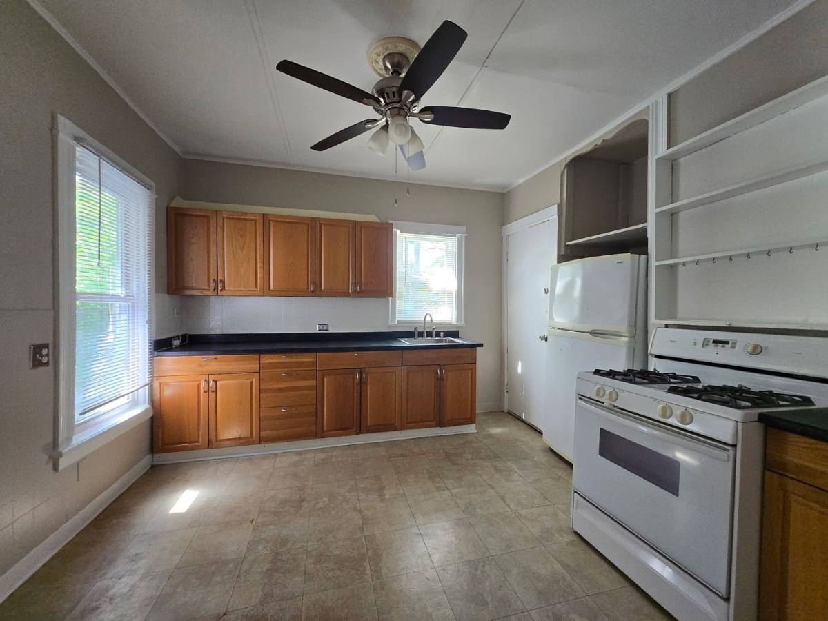 Apartment for rent at 235 Henrietta, Rochester, NY 14620