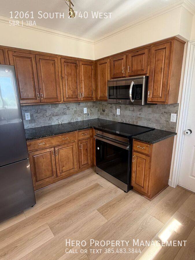 House for rent at 12061 S 2740 W, Riverton, UT 84065