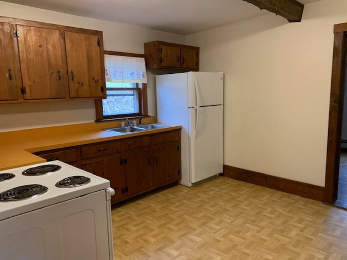 Apartment for rent at 4-10 Central St, Windsor, VT 05089