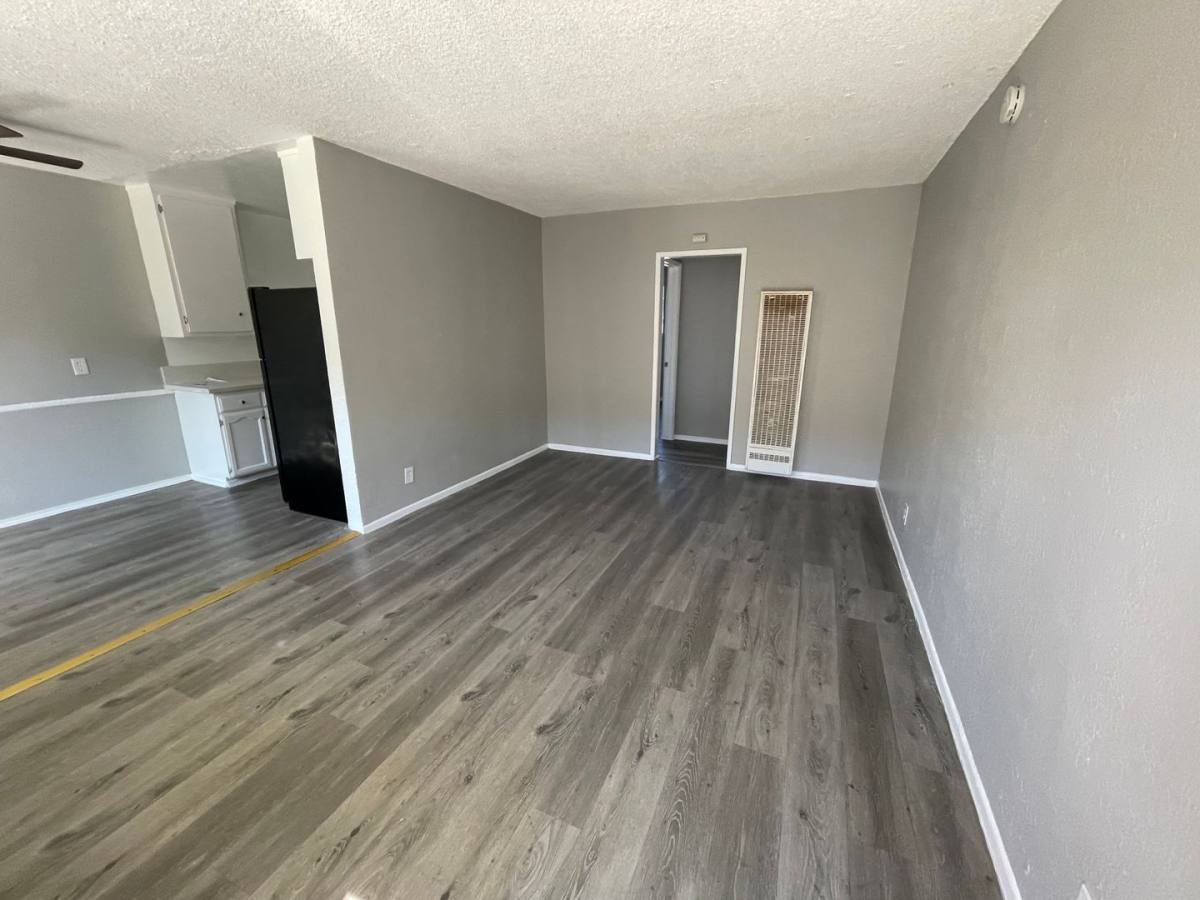 Apartment for rent at 1501 Kay St, Compton, CA 90221