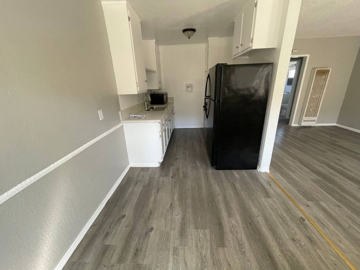 Apartment for rent at 1501 Kay St, Compton, CA 90221