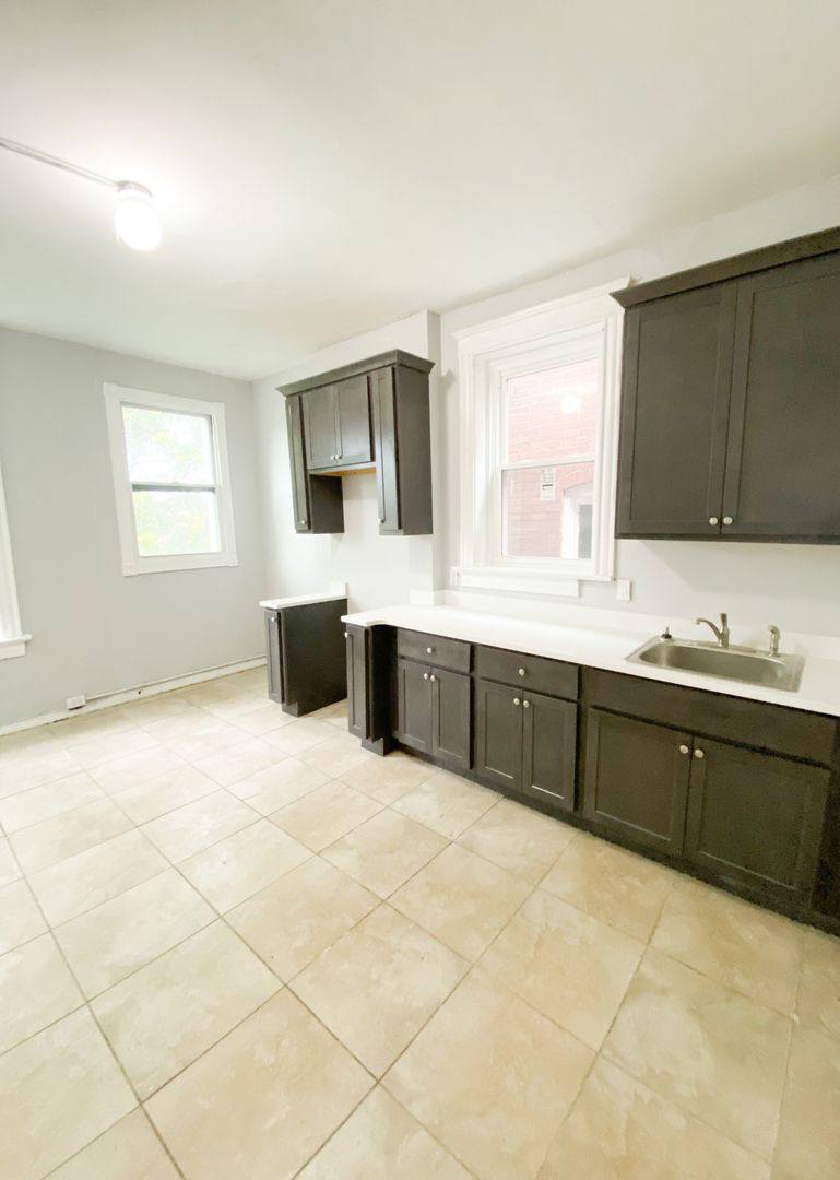 House for rent at 3106 Keokuk #2, Saint Louis, MO 63118