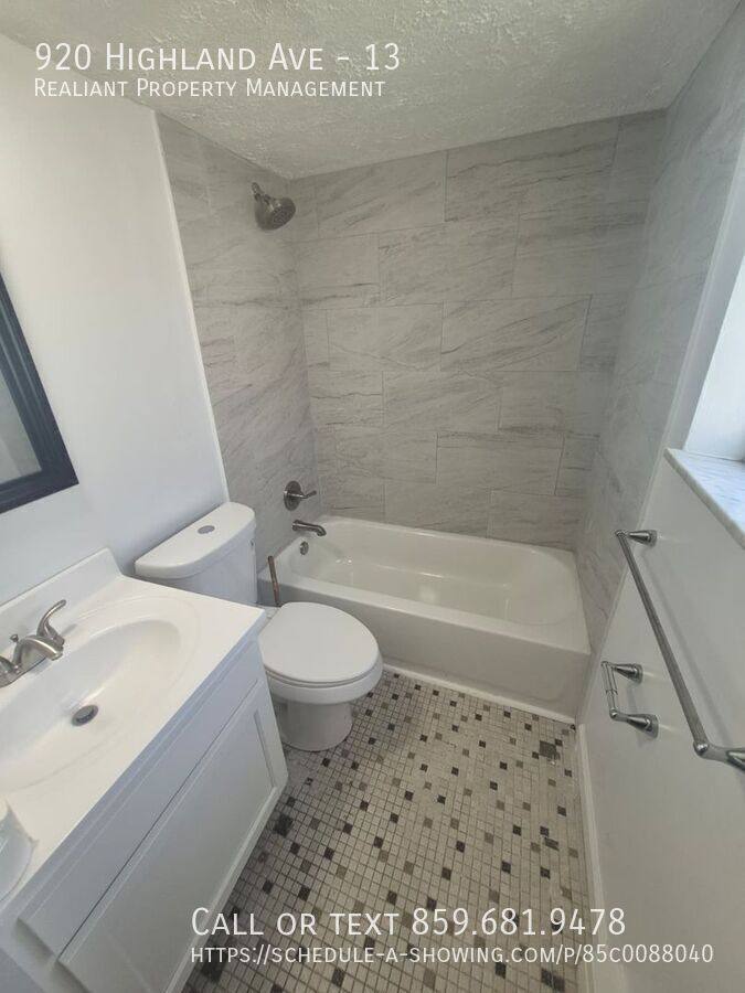Apartment for rent at 920 Highland Ave #13, Covington, KY 41011