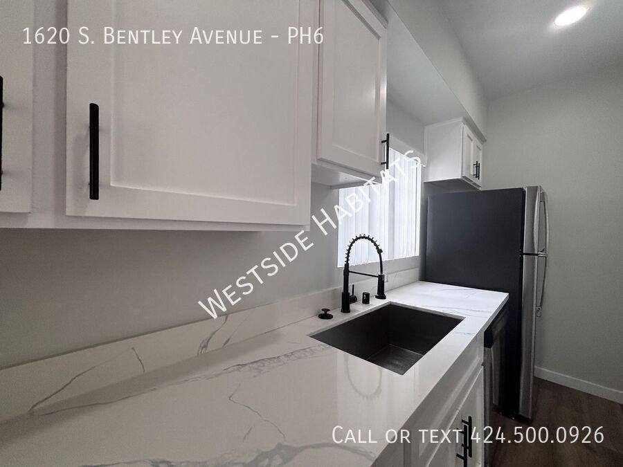 Apartment for rent at 1620 S Bentley Ave #PH6, Los Angeles, CA 90025