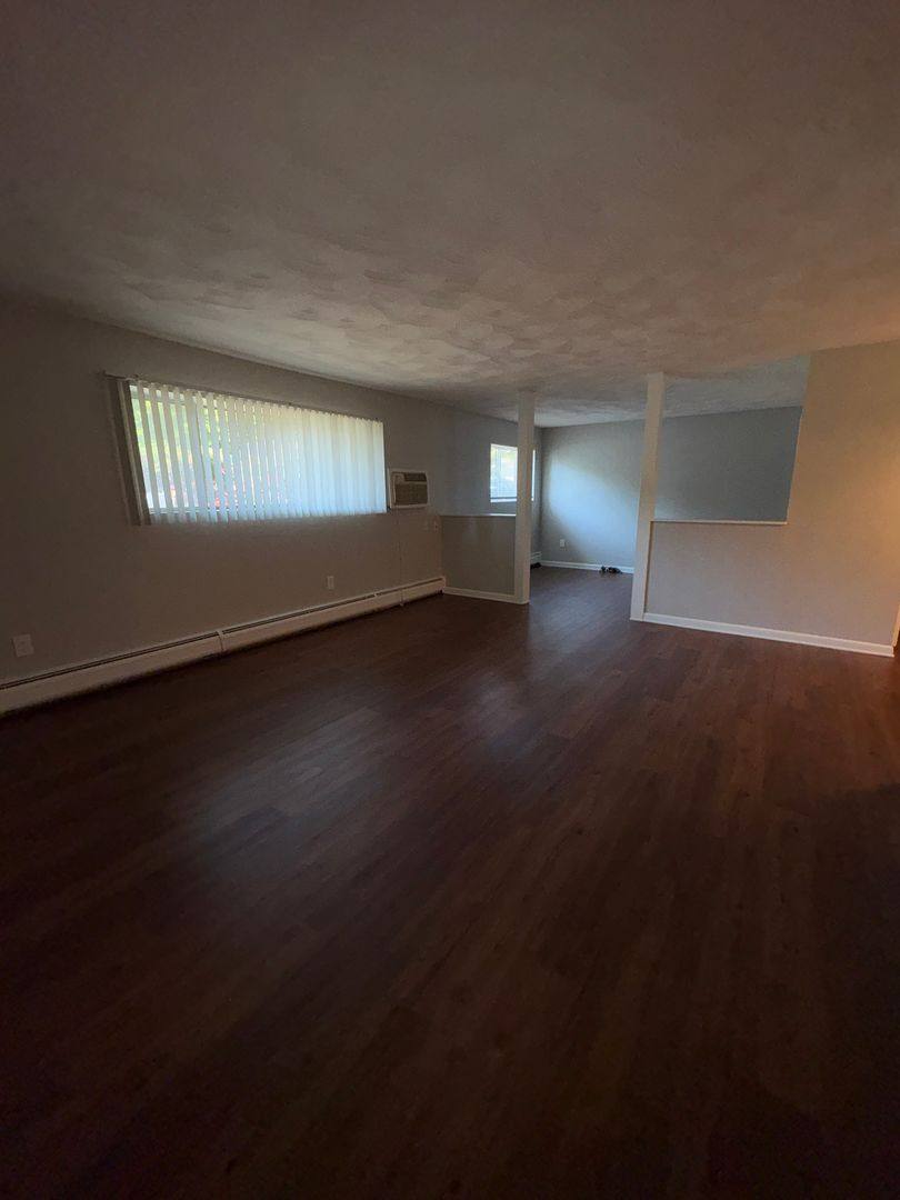 Apartment for rent at 300 E Shore Circle, East Providence, RI 02914