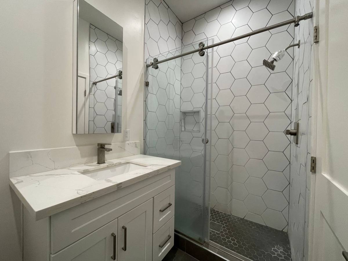 House for rent at 506 1 4 N Sweetzer, Los Angeles, CA 90048