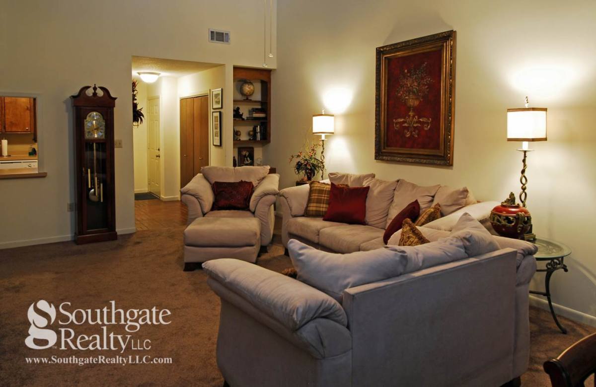 Townhouse for rent at 2696A McInnis Loop, Hattiesburg, MS 39402