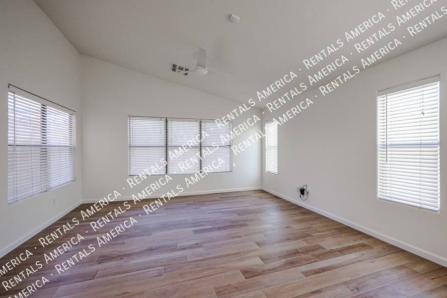 House for rent at 2276 S Bahama Dr, Gilbert, AZ 85295
