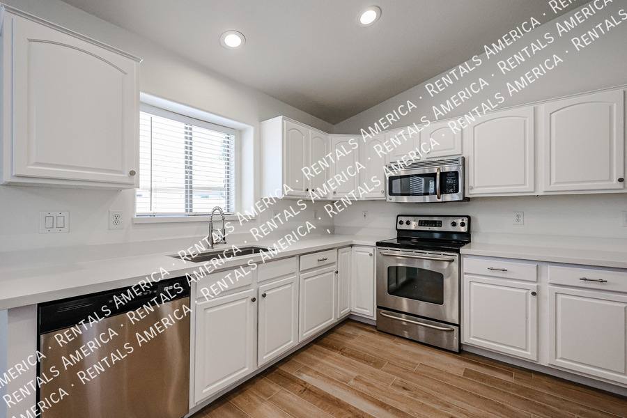 House for rent at 2276 S Bahama Dr, Gilbert, AZ 85295