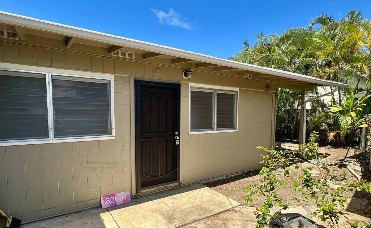 Townhouse for rent at 606B Kaulani Way, Kailua, HI 96734