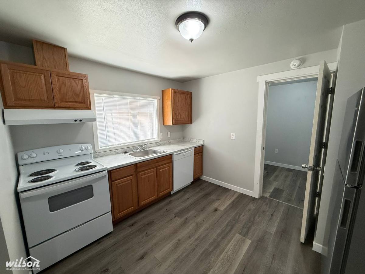 Apartment for rent at 814 N 2nd St, Yakima, WA 98901