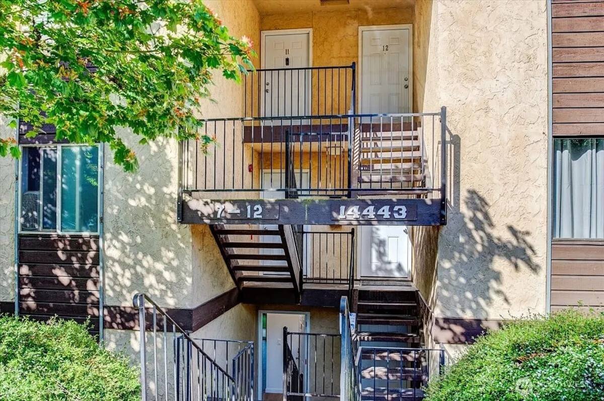Apartment for rent at 14443 127th Lane NE, Kirkland, WA 98034