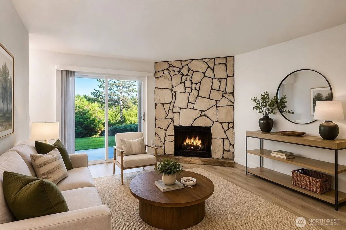 Apartment for rent at 14443 127th Lane NE, Kirkland, WA 98034