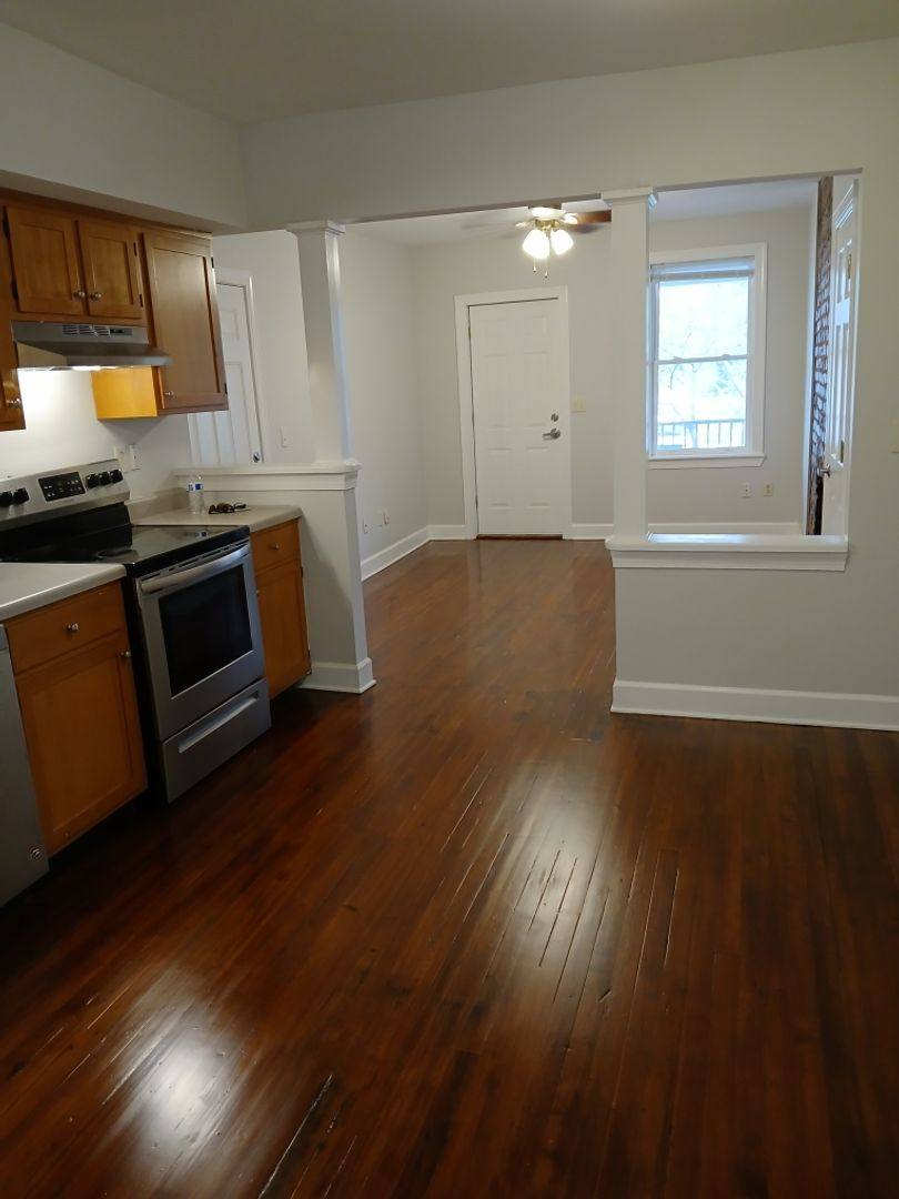 Apartment for rent at 1808 Cowart St, Chattanooga, TN 37408
