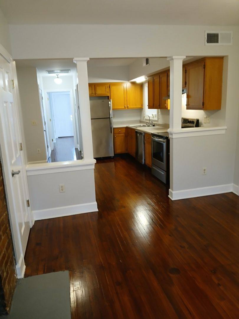 Apartment for rent at 1808 Cowart St, Chattanooga, TN 37408