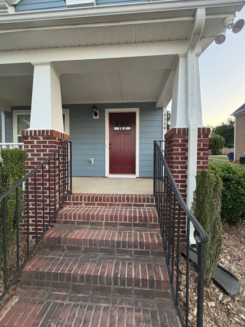 Apartment for rent at 488 Brawley St, Spartanburg, SC 29303