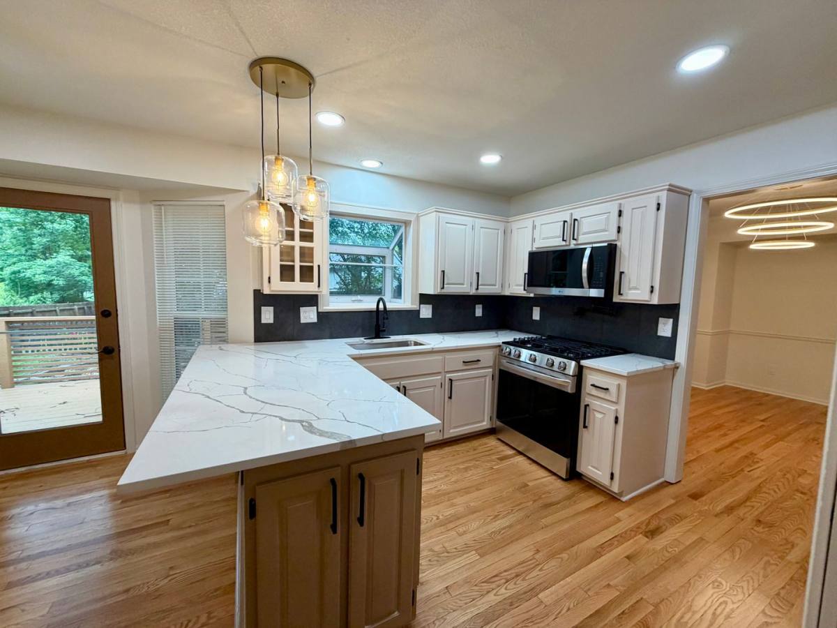 House for rent at 14776 S Alden St, Olathe, KS 66062