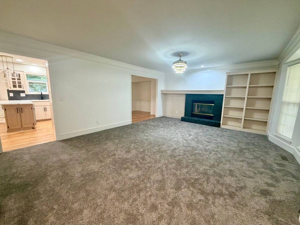 House for rent at 14776 S Alden St, Olathe, KS 66062