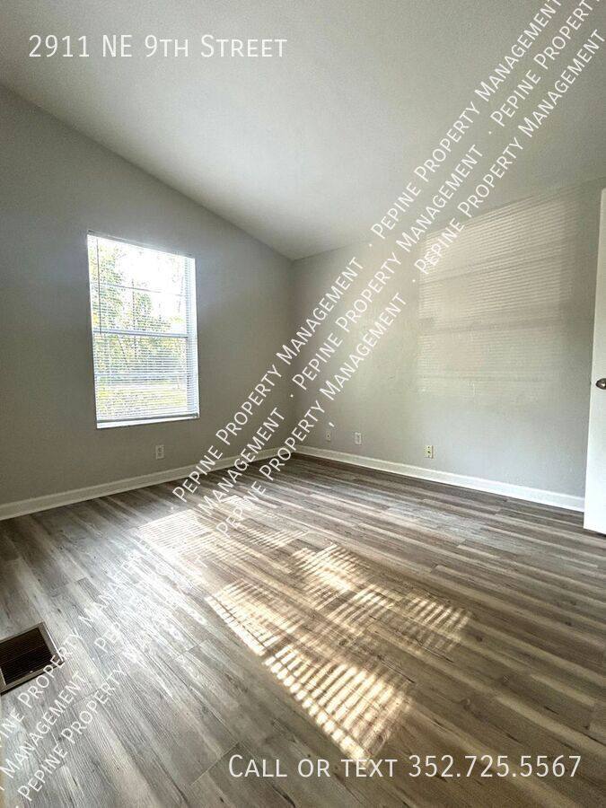 House for rent at 2911 NE 9th St, Gainesville, FL 32609