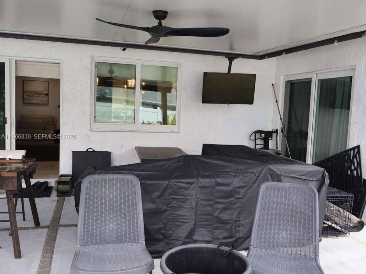 House for rent at 5505 SW 9th St, Pompano Beach, FL 33068