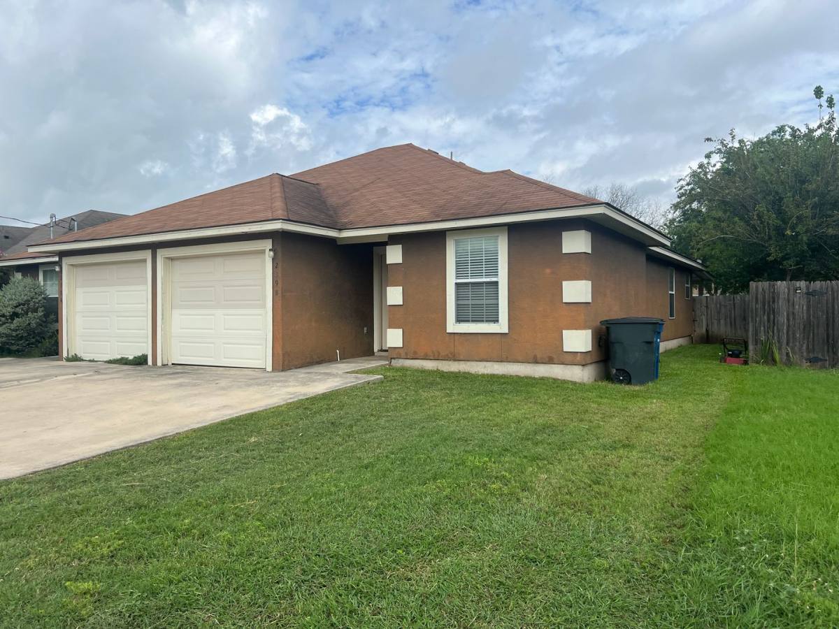 House for rent at 239-B Rosalie, New Braunfels, TX 78130