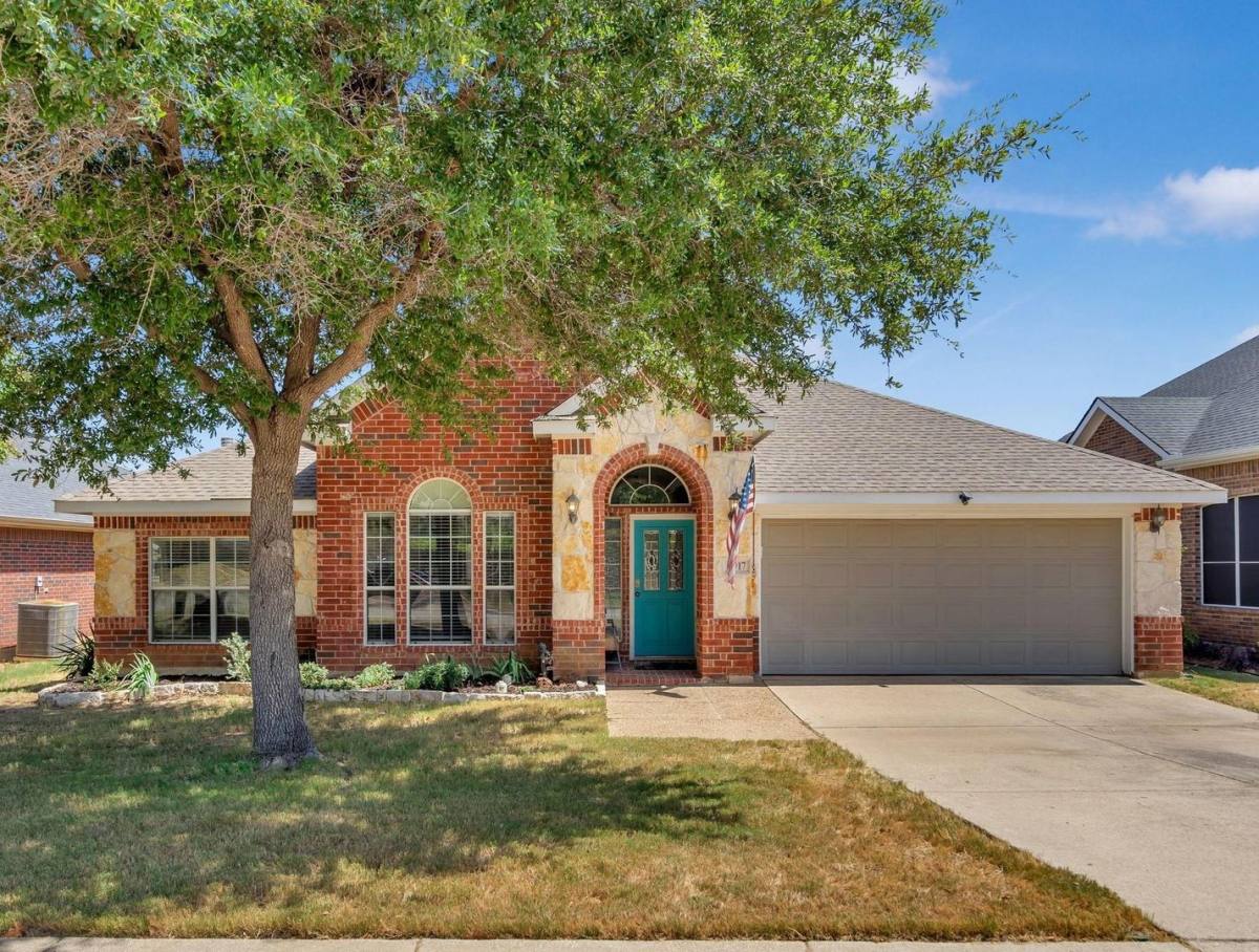 House for rent at 3917 Miramar Dr, Denton, TX 76210