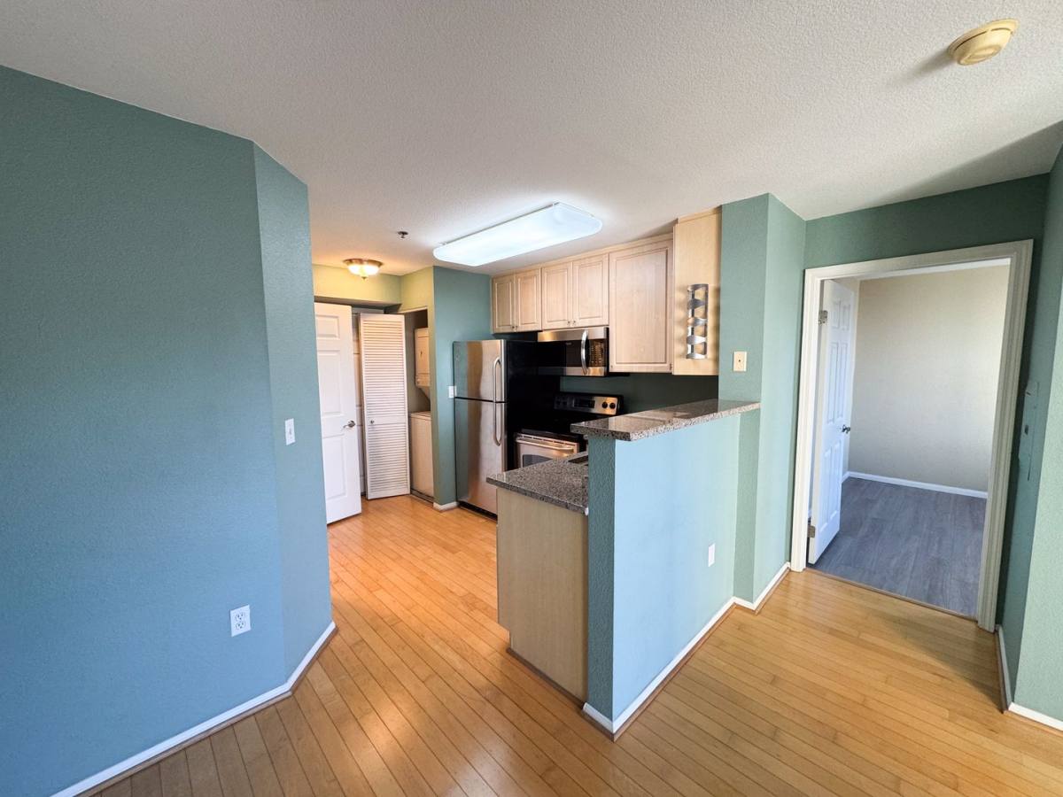 Apartment for rent at 1970 Columbia, San Diego, CA 92101