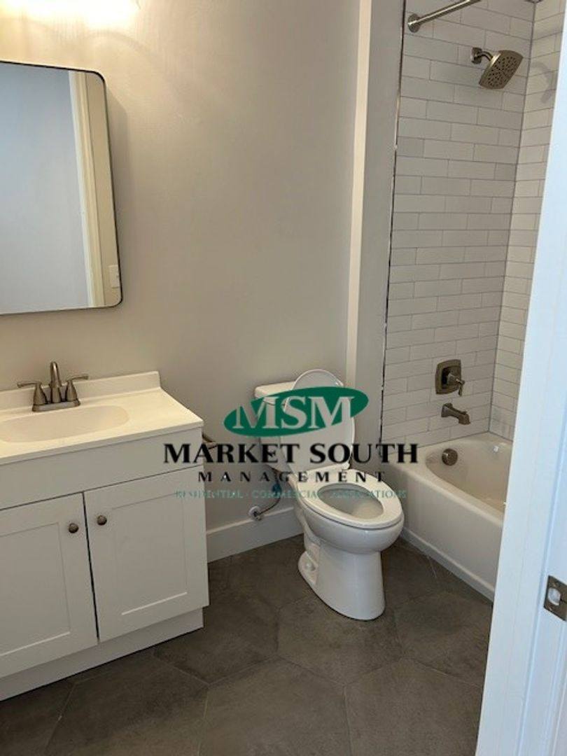 Apartment for rent at 710 E Bolton St, Savannah, GA 31401
