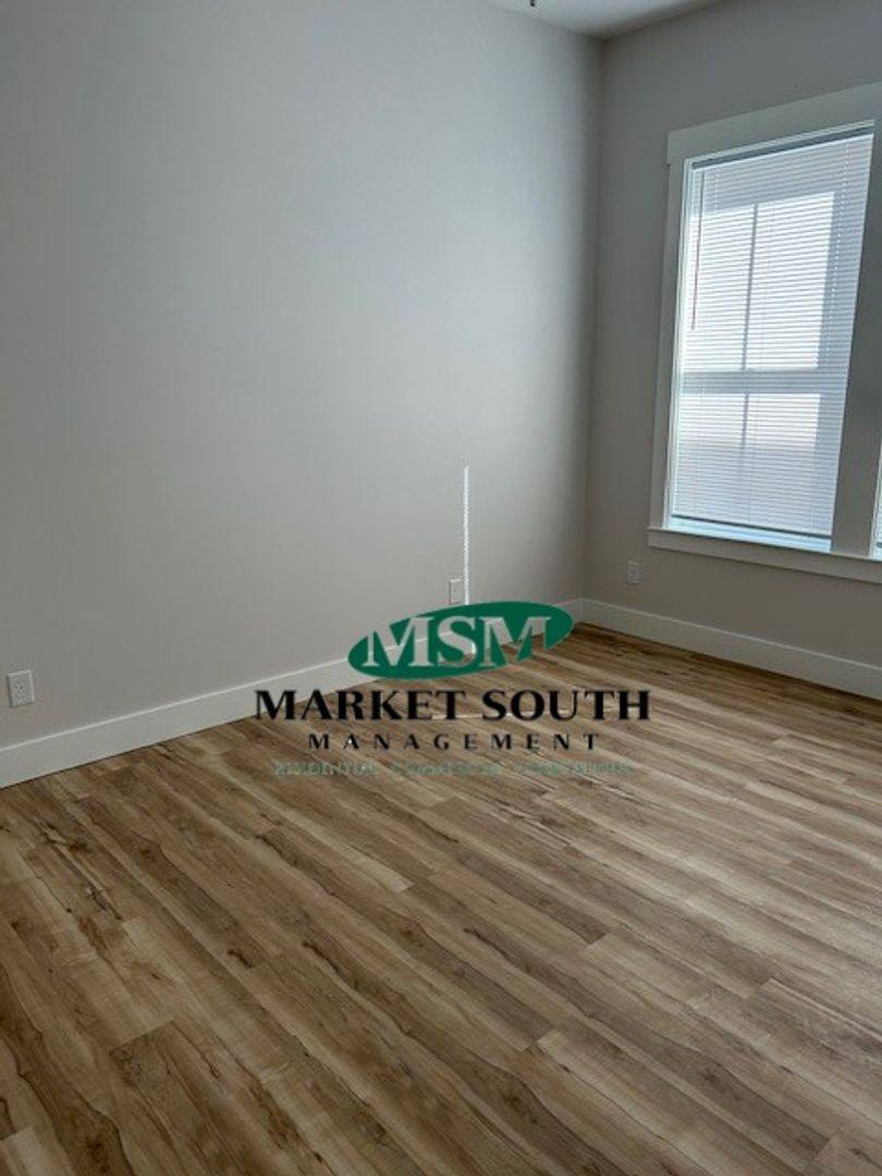 Apartment for rent at 710 E Bolton St, Savannah, GA 31401