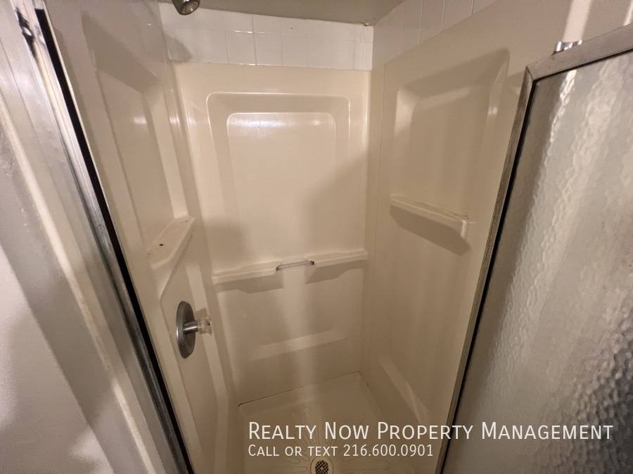 Apartment for rent at 1643 Hillcrest Rd #3, Cleveland, OH 44118