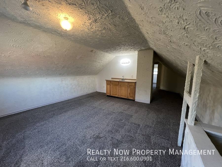 Apartment for rent at 1643 Hillcrest Rd #3, Cleveland, OH 44118