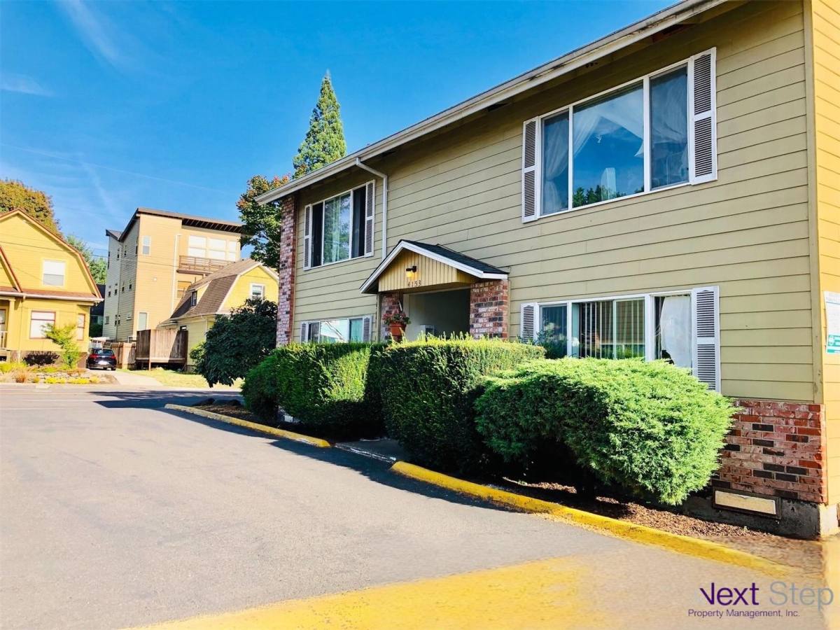 Apartment for rent at 4129 SE Cesar E Chavez Blvd, Portland, OR 97202