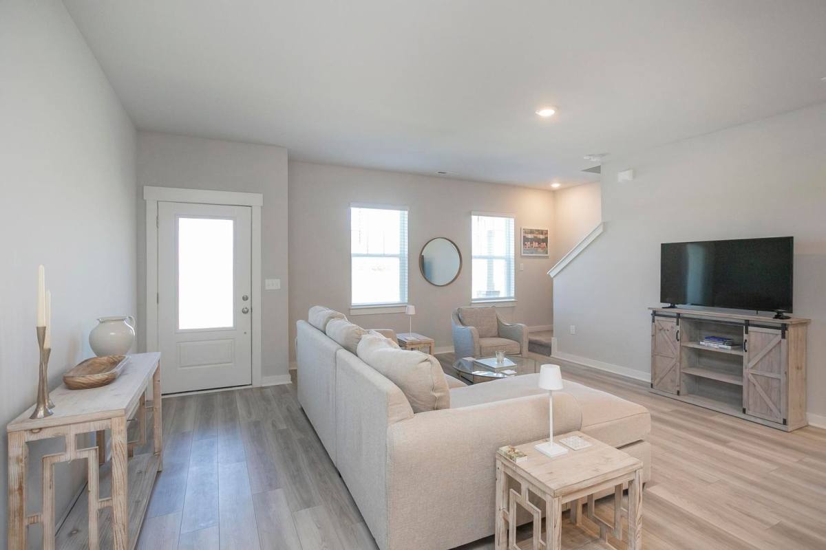 Townhouse for rent at 517 Swanholme Dr, Murfreesboro, TN 37128