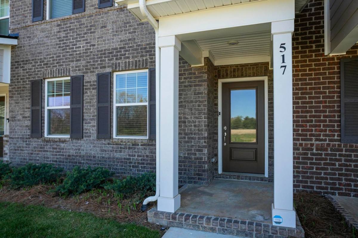 Townhouse for rent at 517 Swanholme Dr, Murfreesboro, TN 37128