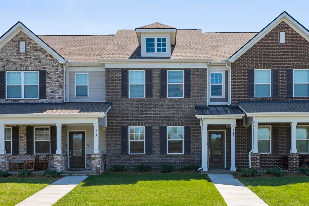 Townhouse for rent at 517 Swanholme Dr, Murfreesboro, TN 37128