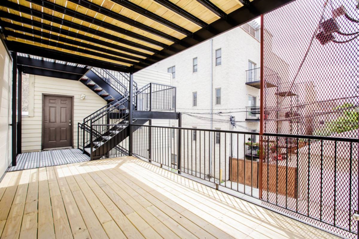 Apartment for rent at 1805-09 W Division St, Chicago, IL 60622