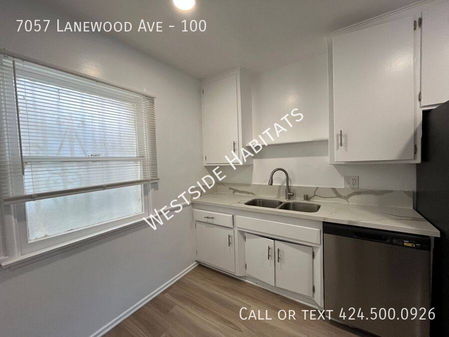 Apartment for rent at 7057 Lanewood Ave #100, Los Angeles, CA 90028