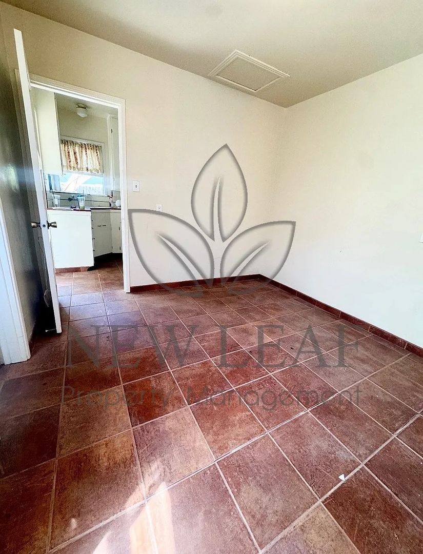 Apartment for rent at 232 S Bush St, Orange, CA 92868