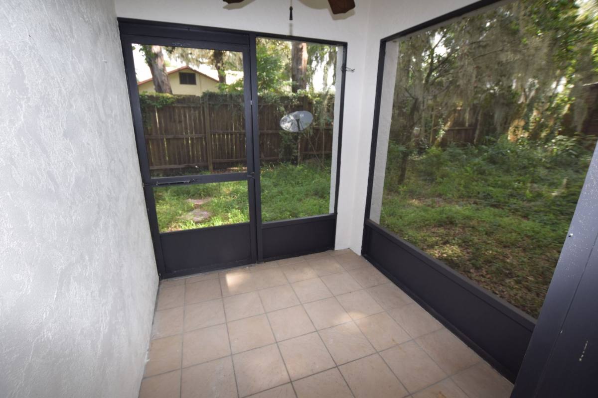 Townhouse for rent at 908 Sumter St, Leesburg, FL 34748
