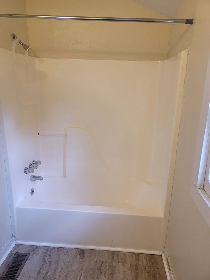 Apartment for rent at 221 Tryon St, Columbia, SC 29201