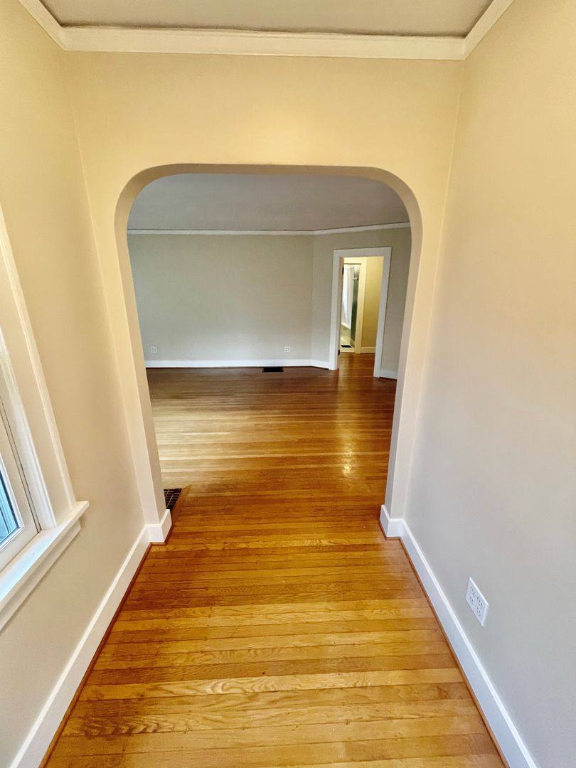 House for rent at 6976 NE Stanton St, Portland, OR 97213