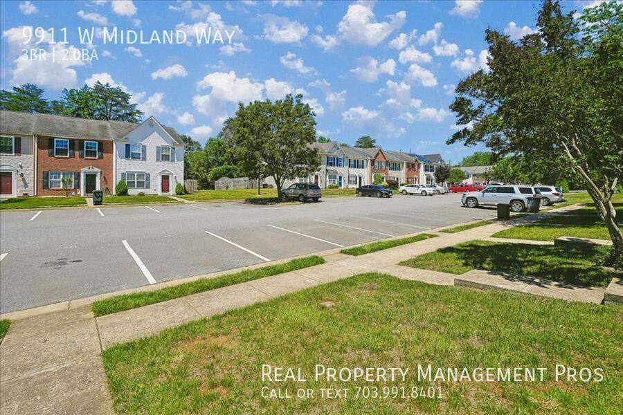 Townhouse for rent at 9911 W Midland Way, Fredericksburg, VA 22408