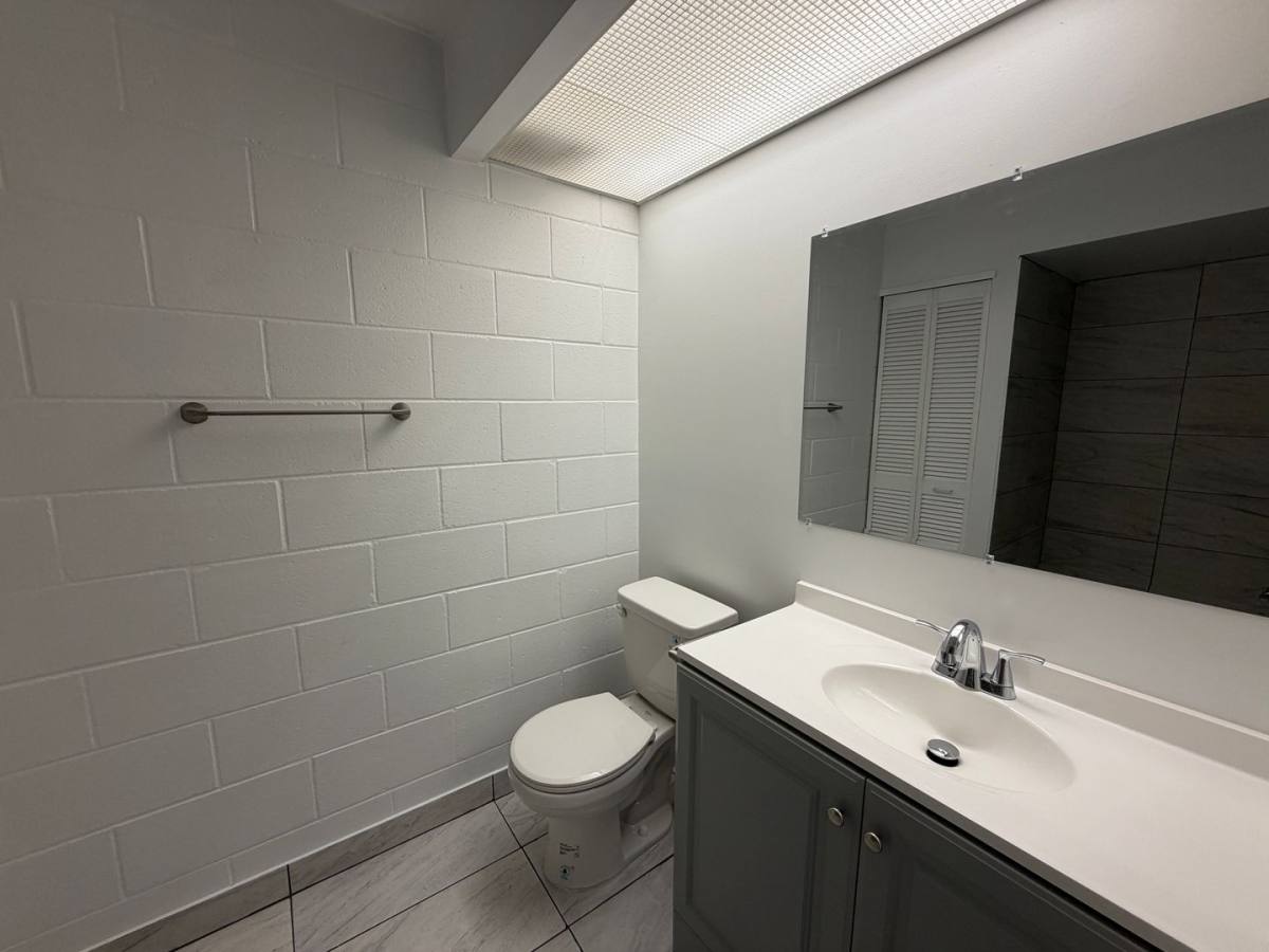 Apartment for rent at 1528 Emerson St, Honolulu, HI 96813