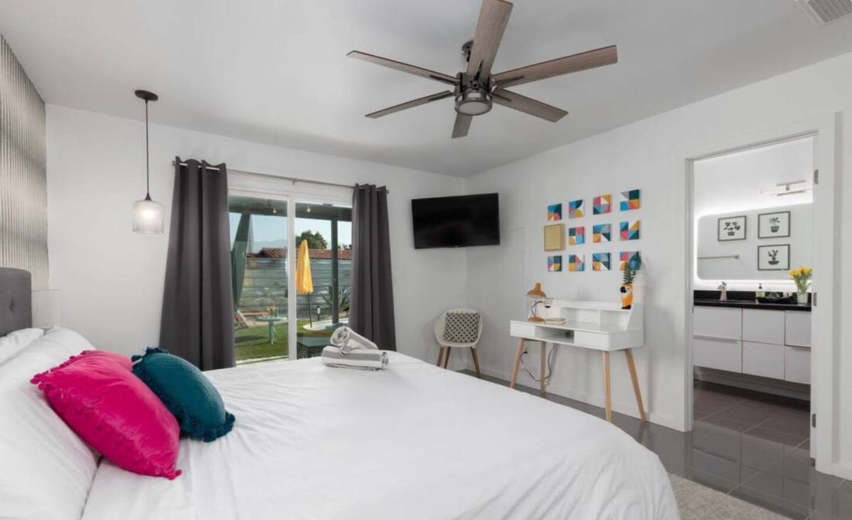 House for rent at 2241 E Finley Rd, Palm Springs, CA 92262